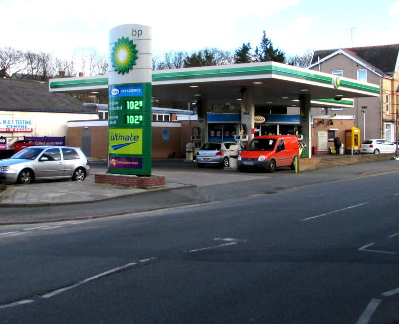 Dingle Hill Service Station